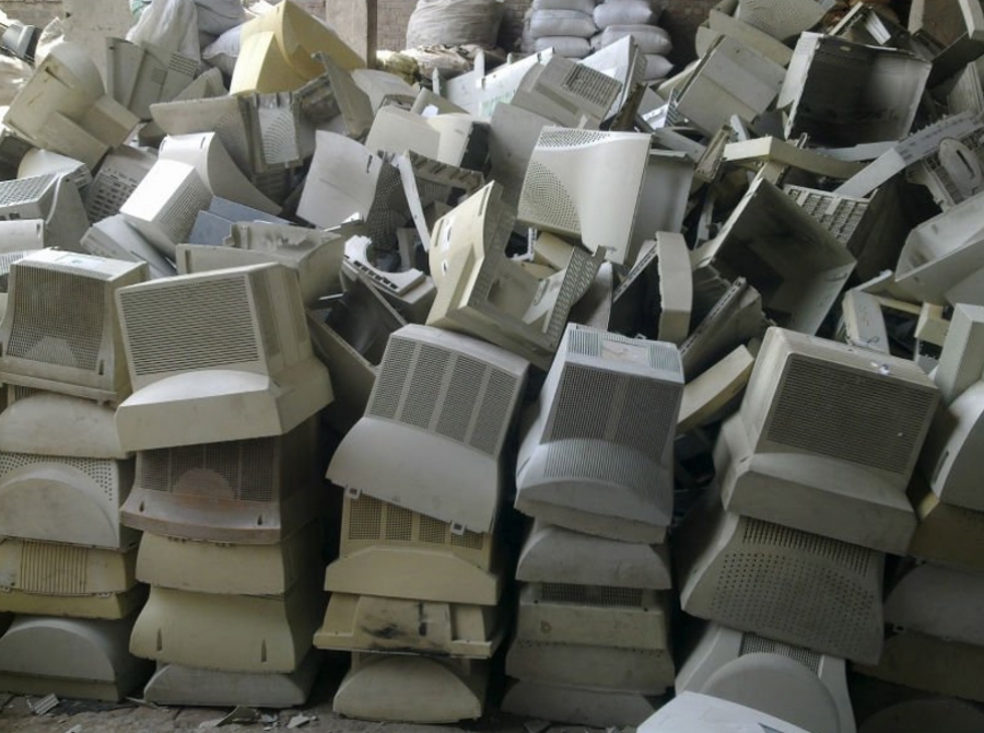 Scrap Recycling PC monitors plastic