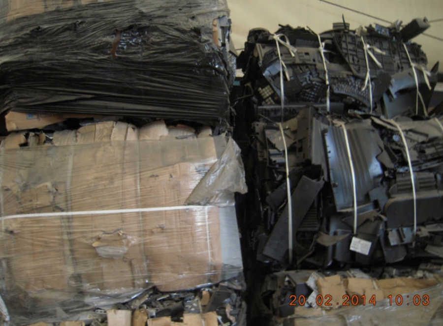 Scrap Recycling TV plastic